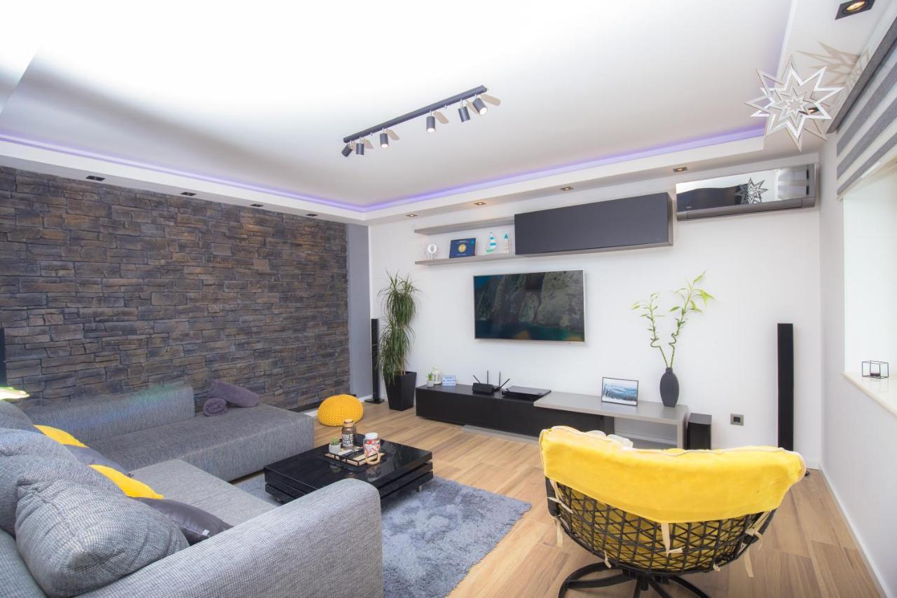 Apartment Gallery 普利莫顿 外观 照片