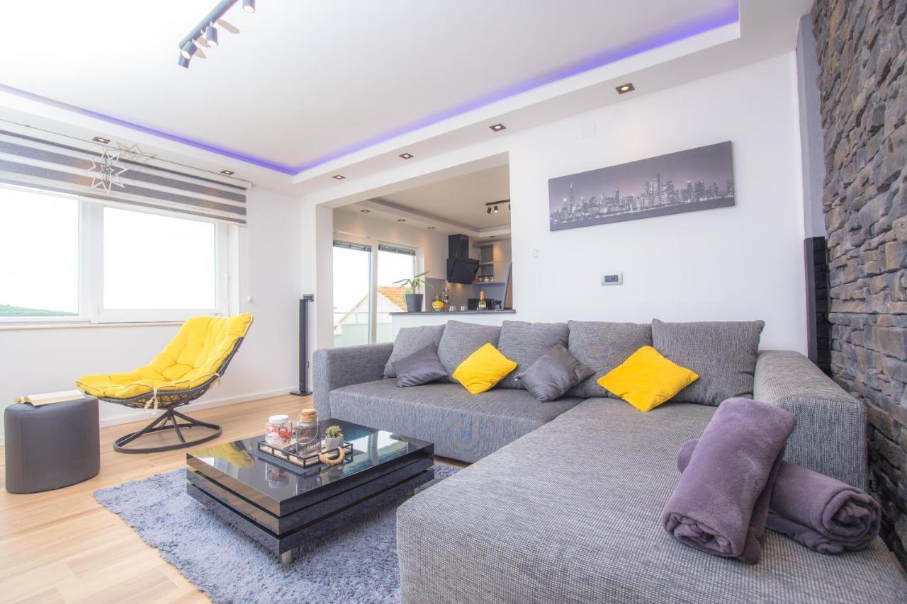 Apartment Gallery 普利莫顿 外观 照片